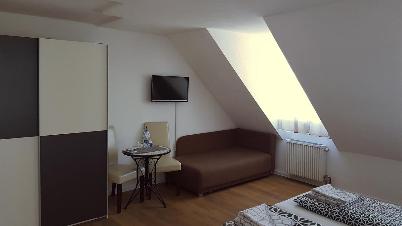 Gut Lauterbad Hotel フロイデンシュタット エクステリア 写真